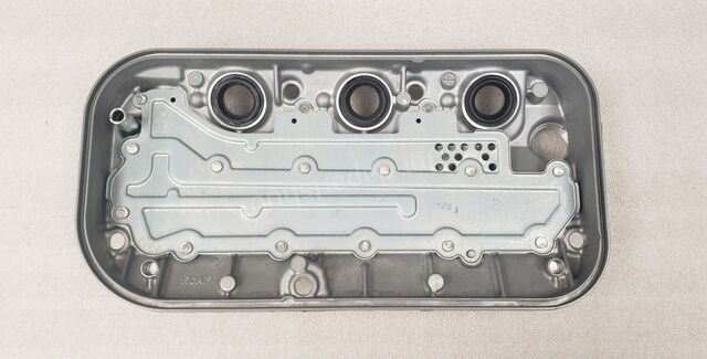 2003-2010 Honda 05-08 Honda Pilot Front Cylinder Head Cover