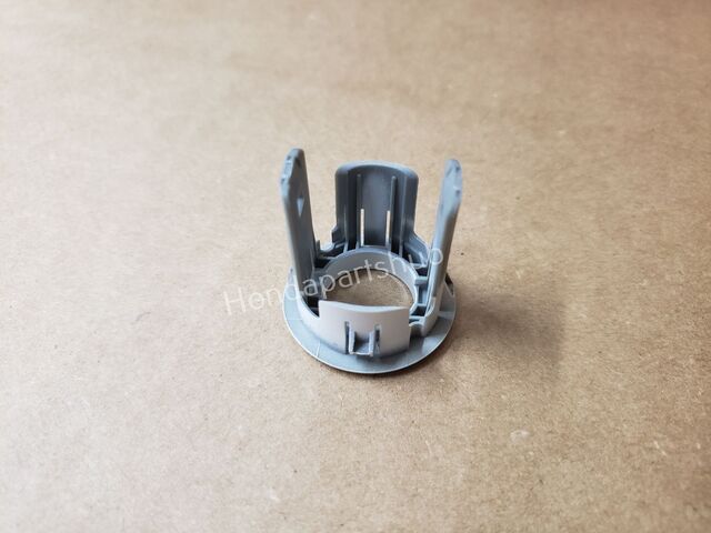 2018-2020 Honda 18-19 Honda Odyssey Rear Parking Sensor Retainer