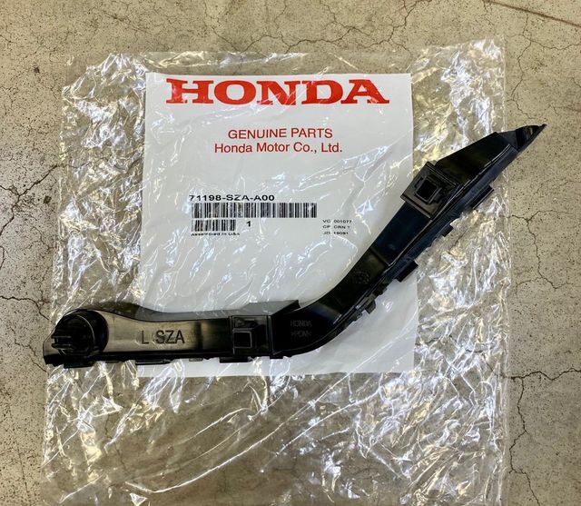 Genuine Honda Pilot Front Bumper Left Side Spacer 71198-SZA-A00 2009