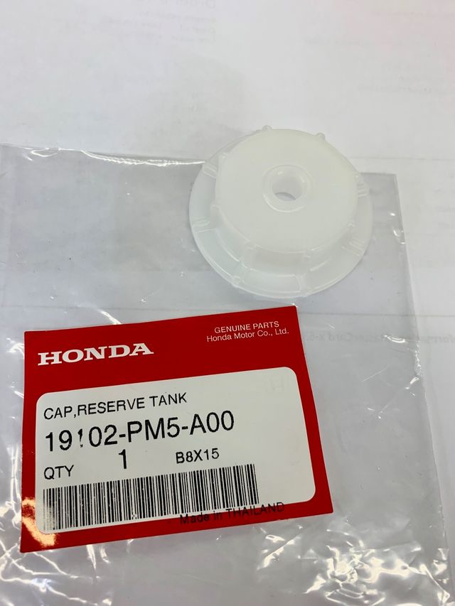 For Honda CR-V Insight Honda CR-V Expansion Tank Cap 19102PM5A00 Best Quality