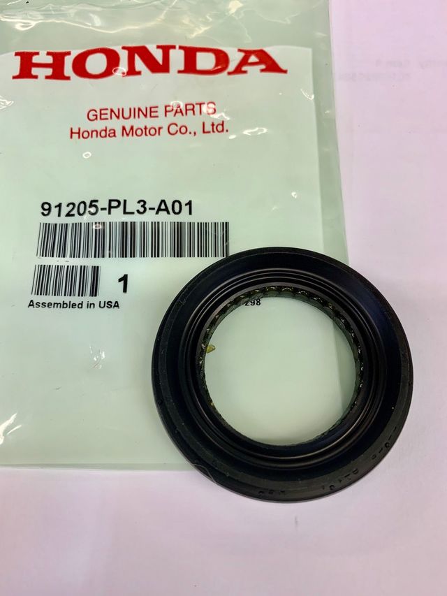 Genuine Honda Axle Oil Seal (35X56X8) 91205PL3A01 eBay