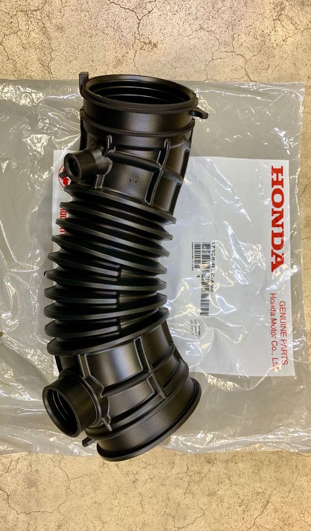 Genuine Honda 17228-REZ-A00 Air Flow Tube Genuine Honda 17228-REZ-A00 Air Flow Tube