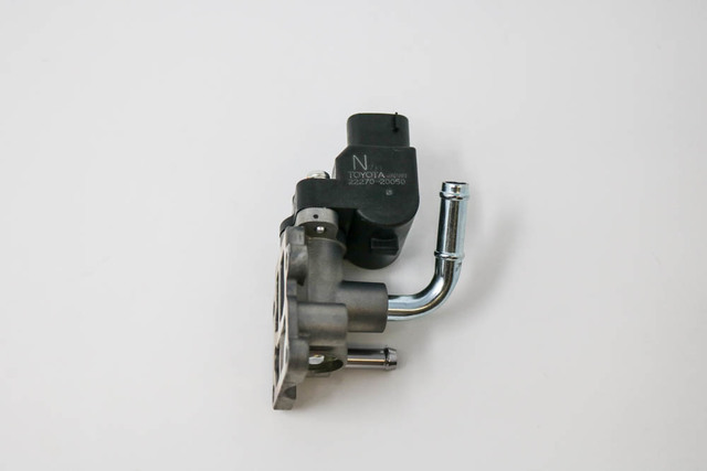 22270-20050 - Fuel Injection Idle Air Control Valve 2001-2003