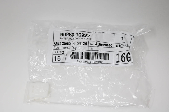 909　ごてん NEW GENUINE/ OEM 7way HOUSING, CONNECTOR 90980-10930 6188