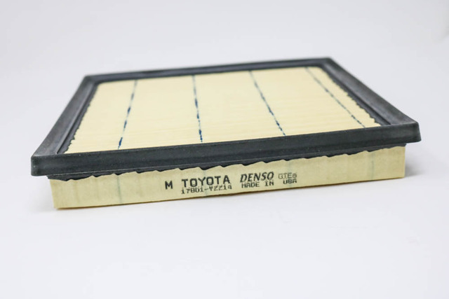 17801-YZZ14 - Engine Air Filter 2011-2016 Toyota Highlander