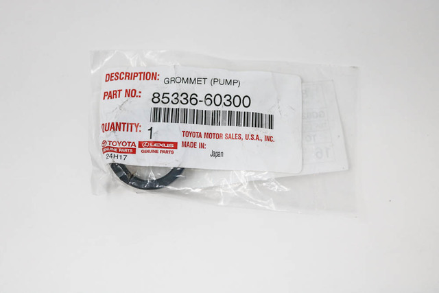 小物 ASSY 85336-60300 - Windshield Washer Pump Grommet Longo Toyota Parts