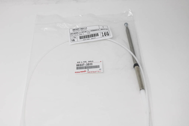 Genuine Toyota 86300-35111 Antenna Assembly - OEM Replacement Part