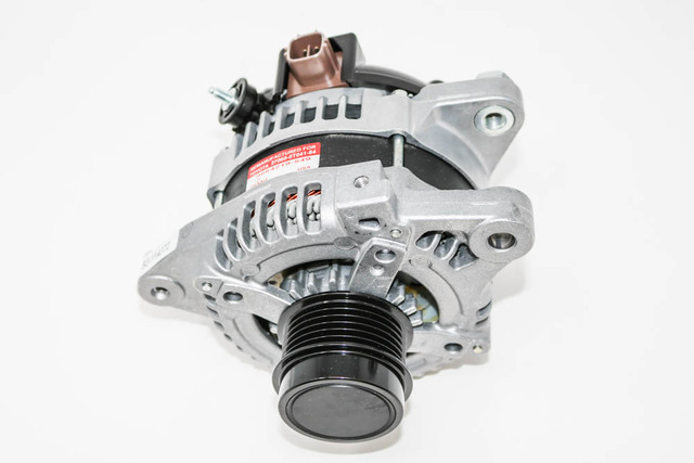古塔 27060-0T041-84 - Alternator 2009-2011 Toyota | Longo Toyota