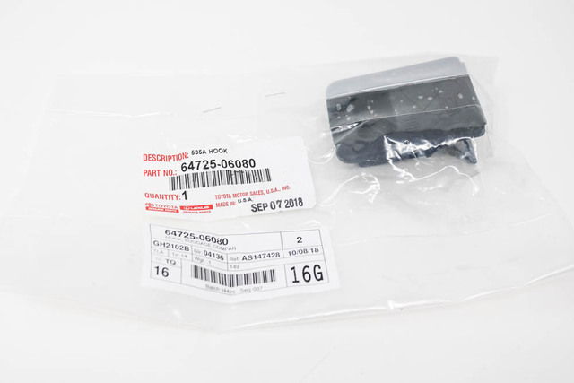 64725-06080 - Tie Down Hook 2015-2017 Toyota Camry | Longo