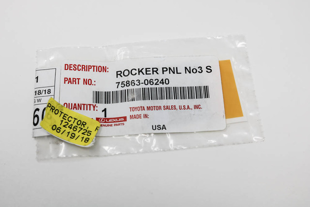 75863-06240 - Rocker Molding Protector 2018-2025 Toyota