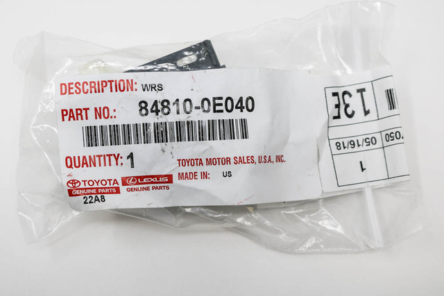84810-0E040 - Window Switch 2014-2023 Toyota | Longo Toyota