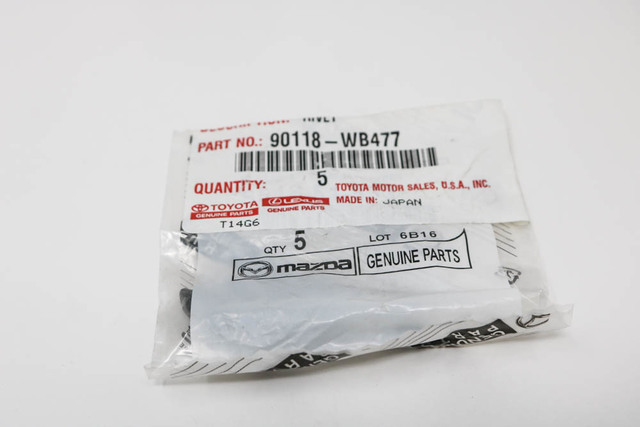 90118-WB477 - Bumper Cover Retainer 2016-2020 Toyota | Longo  