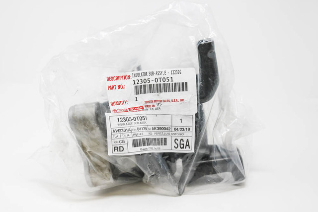 m0226　上部 12305-0T051 - Engine Mount (Right) 2009-2013 Toyota | Longo