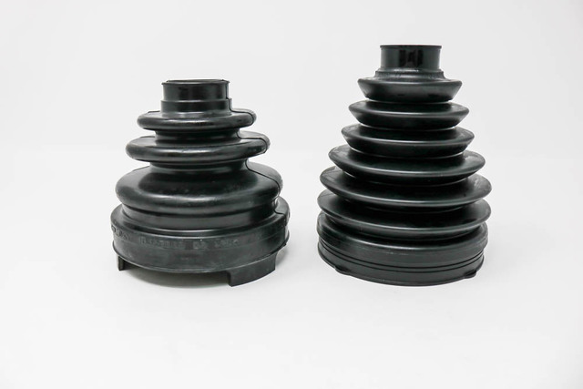 04428-0E060 - Boot Kit 2007-2013 Toyota | Longo Toyota Parts