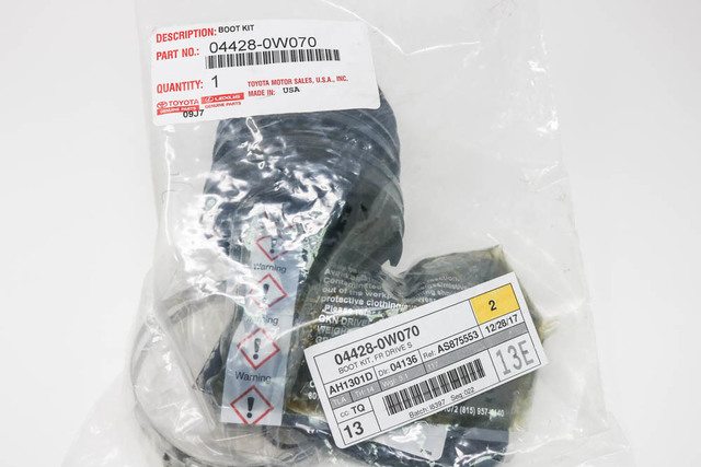 04428-0W070 - Boot Kit 2010-2016 Toyota | Longo Toyota Parts