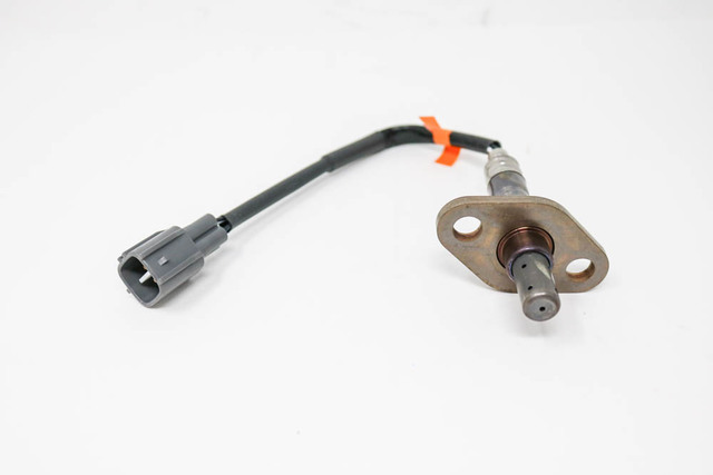 pooh 89467-35110 Genuine Toyota Air Fuel Ratio Oxygen Sensor