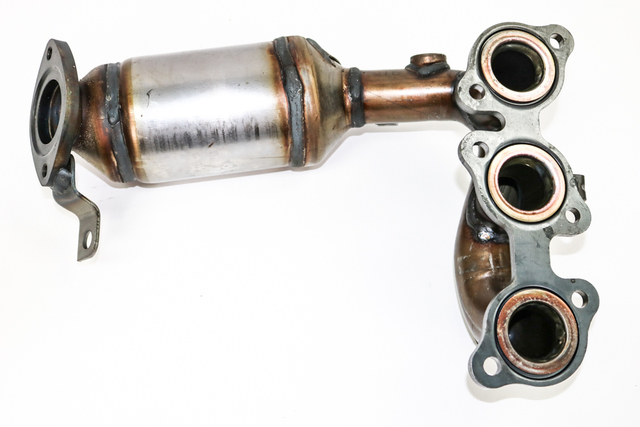thumbnail image 2 of Genuine Toyota OEM Catalytic Converter Manifold For Highlander & Sienna V6 3.3L | Bank 2 | New 2 of 2