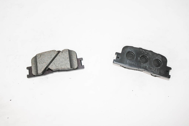 Genuine Toyota Brake Pads 04466-33090