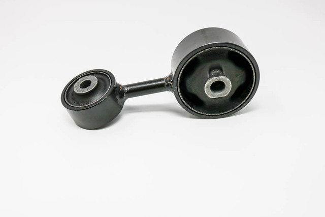 12363-74130 - Center Mount 1997-2001 Toyota | Longo Toyota Parts