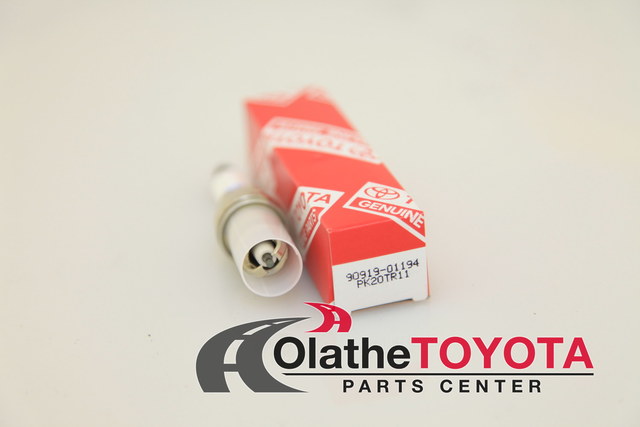NEW GENUINE TOYOTA FACTORY OEM SPARK PLUG SET 90919-01178-83 CAMRY RAV4 4 NEW GENUINE TOYOTA FACTORY OEM SPARK PLUG SET 90919-01178-83 CAMRY RAV4 4