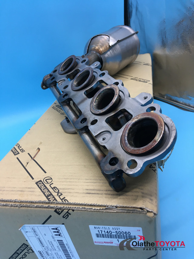 Genuine Toyota 17173-31010 Exhaust Manifold Gasket Genuine Toyota 17173-31010 Exhaust Manifold Gasket