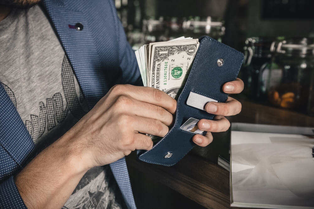 Helping Your Restaurant Stand Out An Overview of Cash Discounting