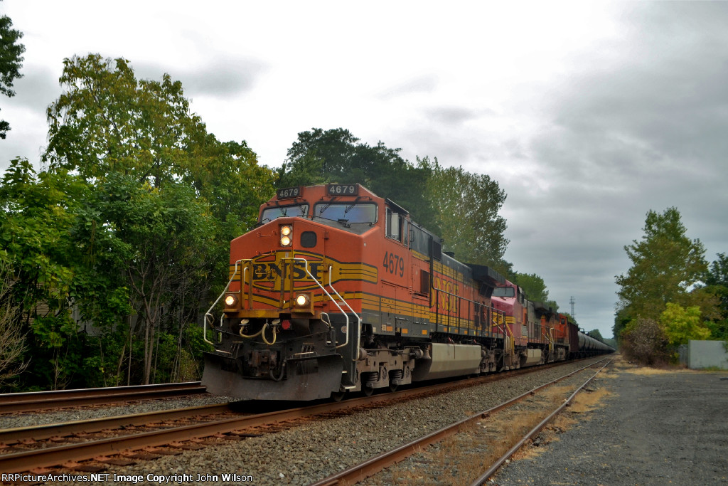 BNSF 4679
