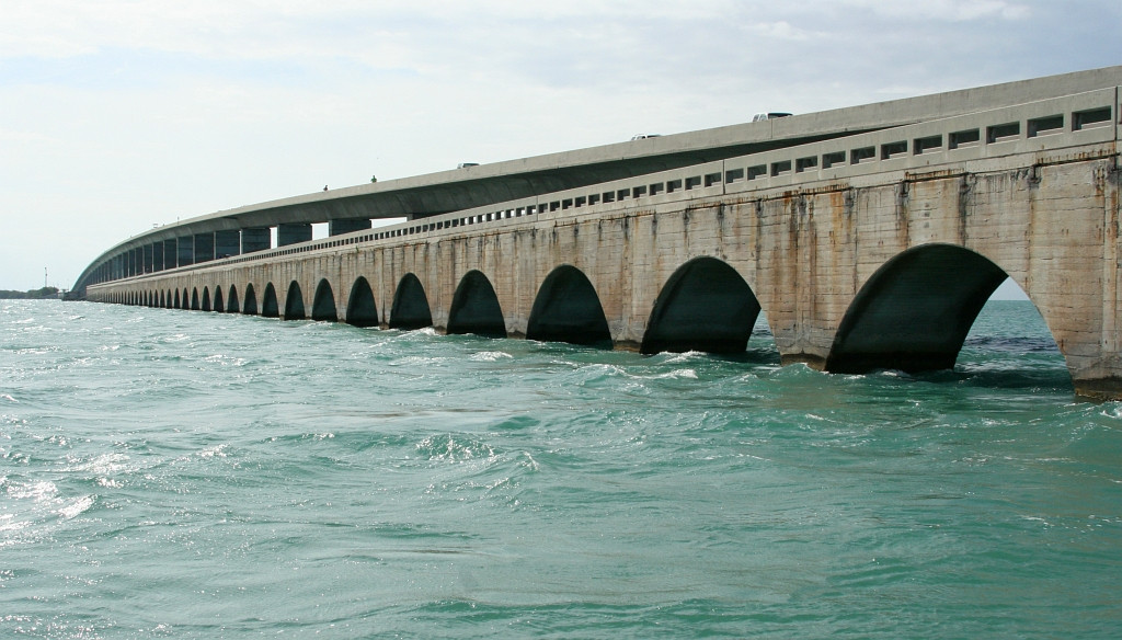 Craig to Fiesta Keys bridge Fiesta - 4898keys 