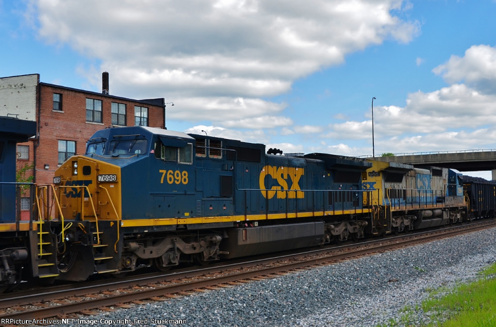 CSX 7698
