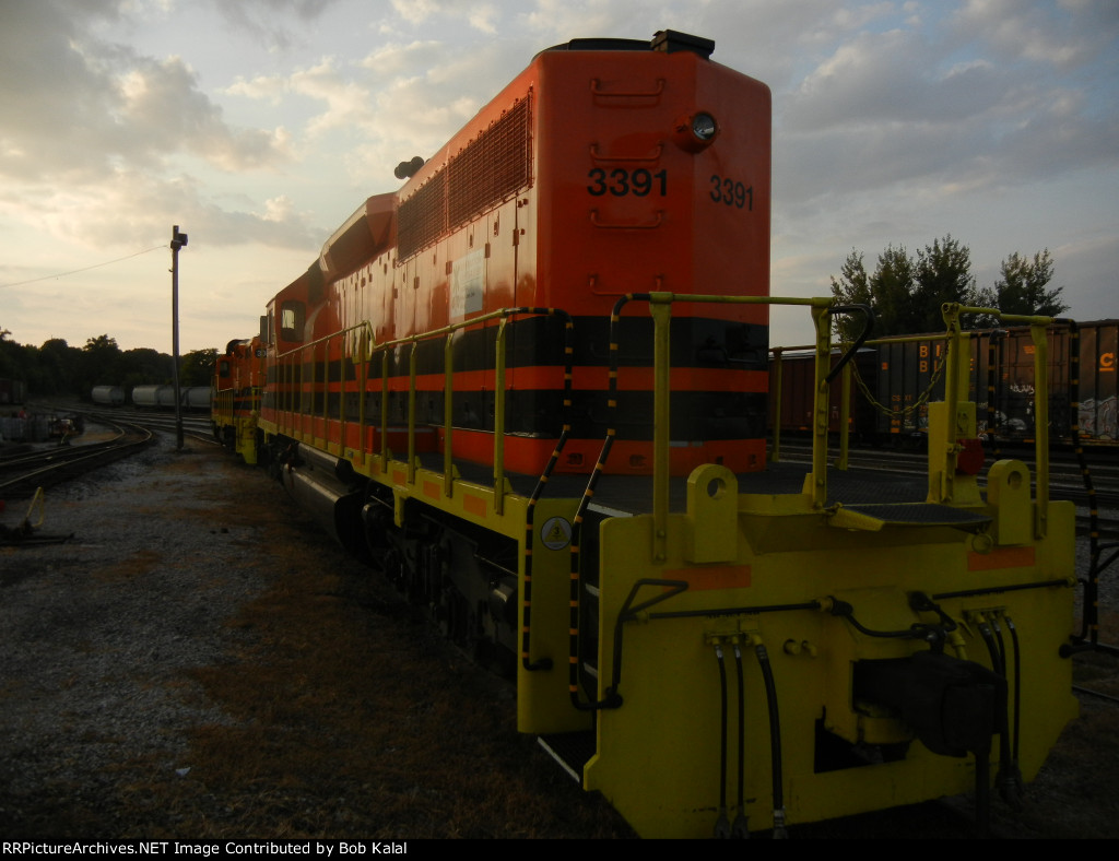 Marquette Railroad engine SD40-2 3391 rear