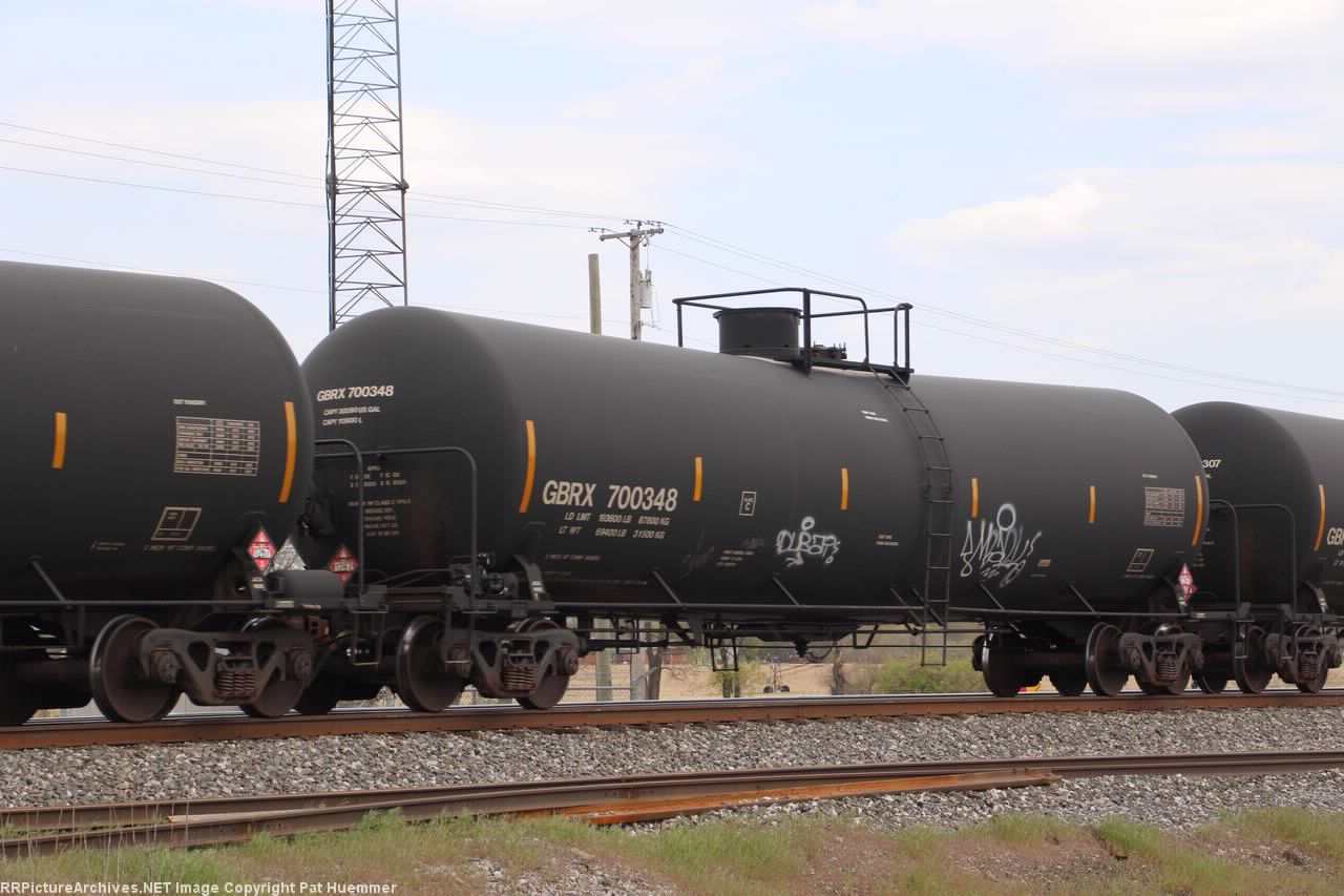GBRX 700348