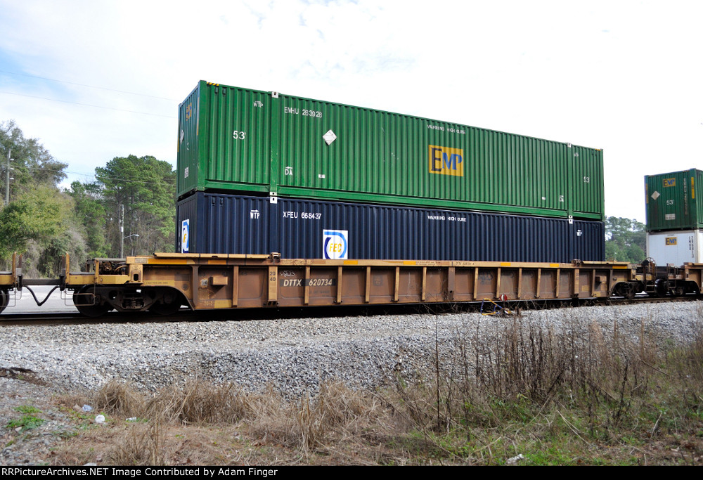 XFEU 668437 FEC Container