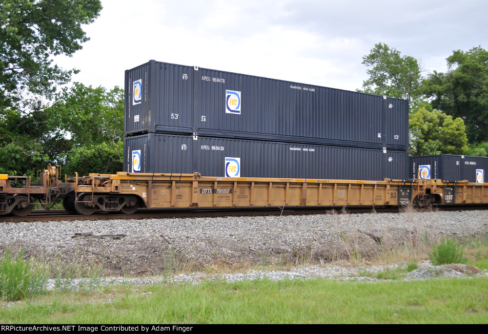XFEU 668439 FEC Containers