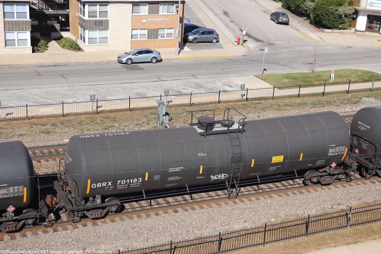 GBRX 701183