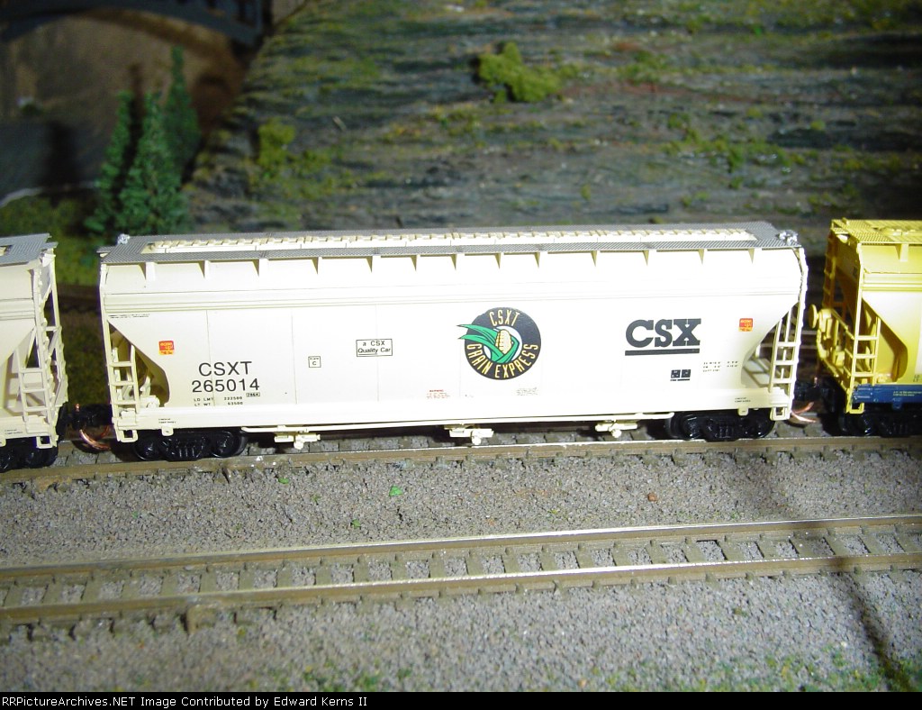 CSXT Grain Express Custom Paint (By My Father)