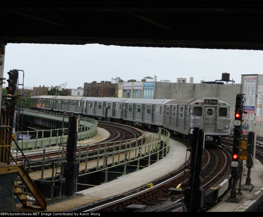 NYCT B Division postwar SMEE museum train: R11, R42, R38, R16
