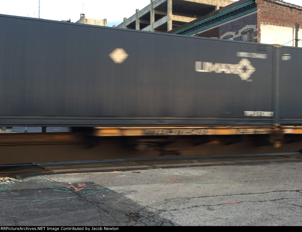 Limax Container