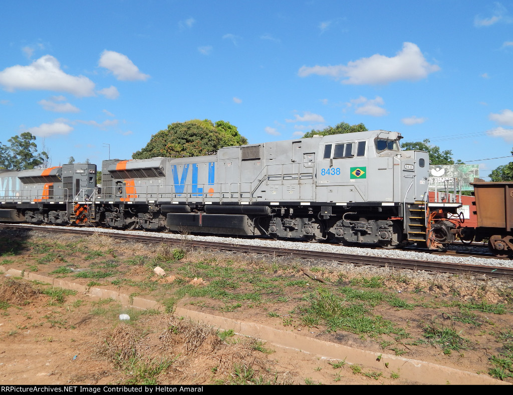 VLI 8438