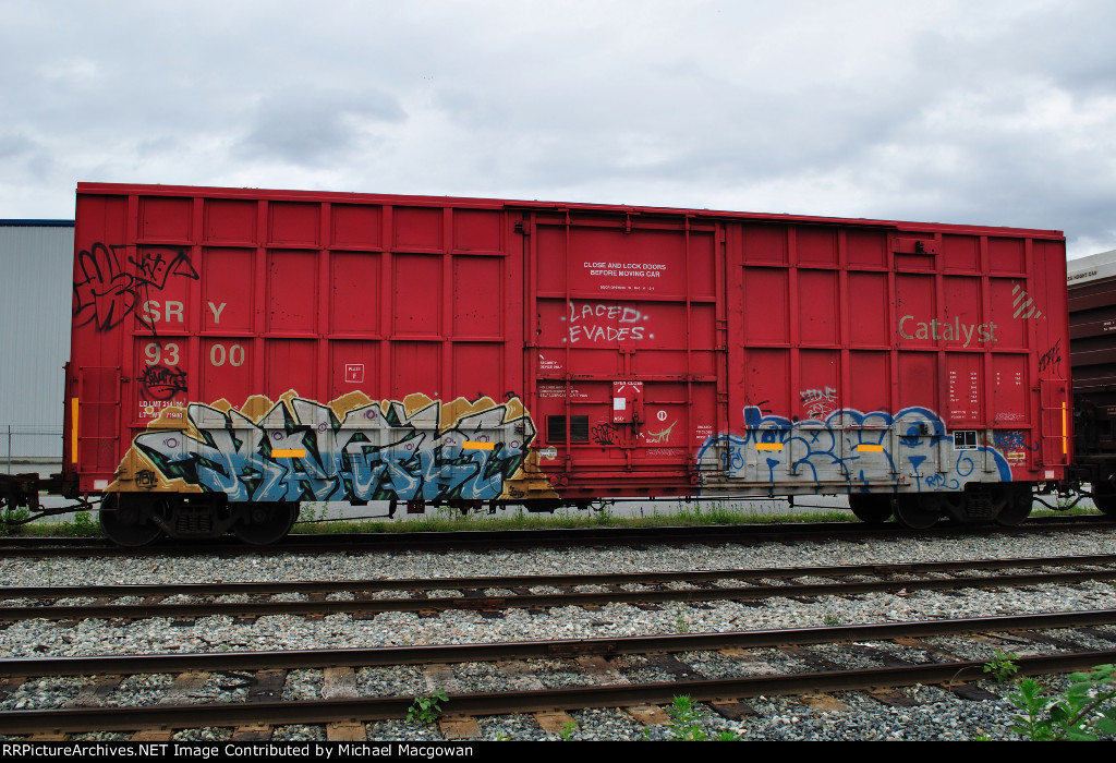 SRY 9300 50-6 ft Single Door Excess Height Boxcar (side A)