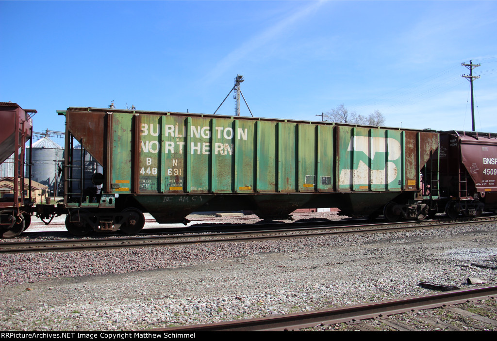 Burlington Northern Covered Hopper