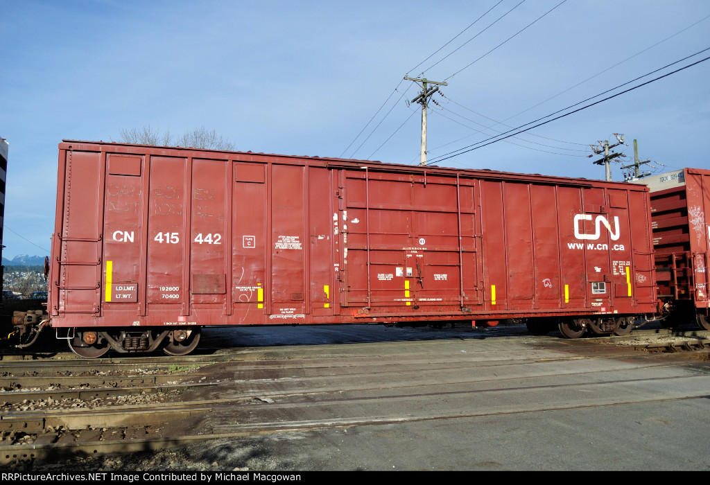 CN 415442 50-6 ft Single Door Boxcar (side A)