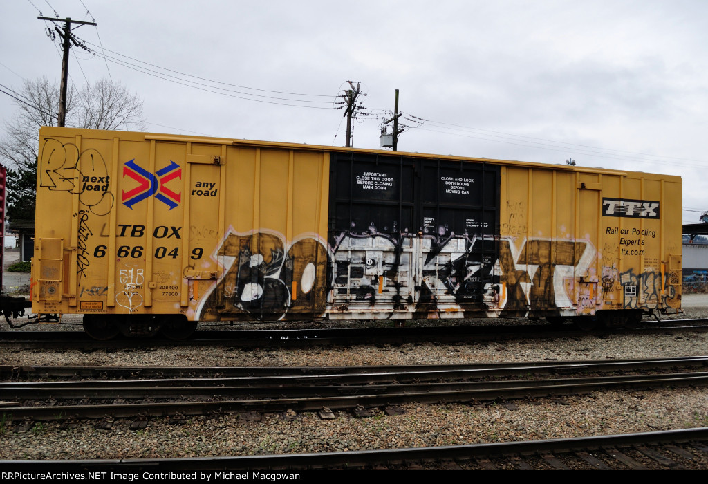 TBOX 666049 60-9 ft Double Door Excess Height Boxcar TTX (side A)