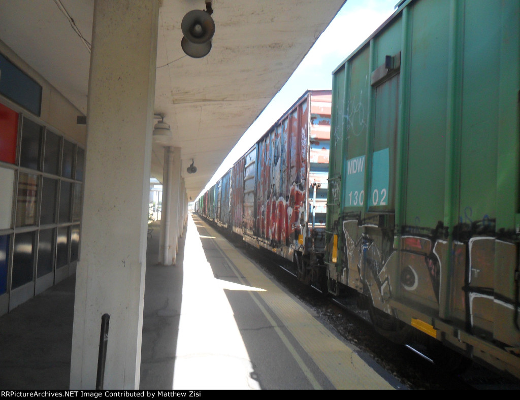 2 ROCK ISLAND BOXCARS