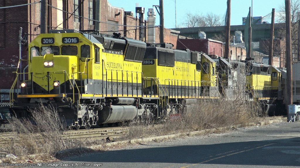 NYSW WS1 making up the consist for the evening's SU-99