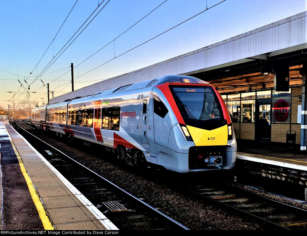 755 337 3-car Bi-mode unit on diesel power