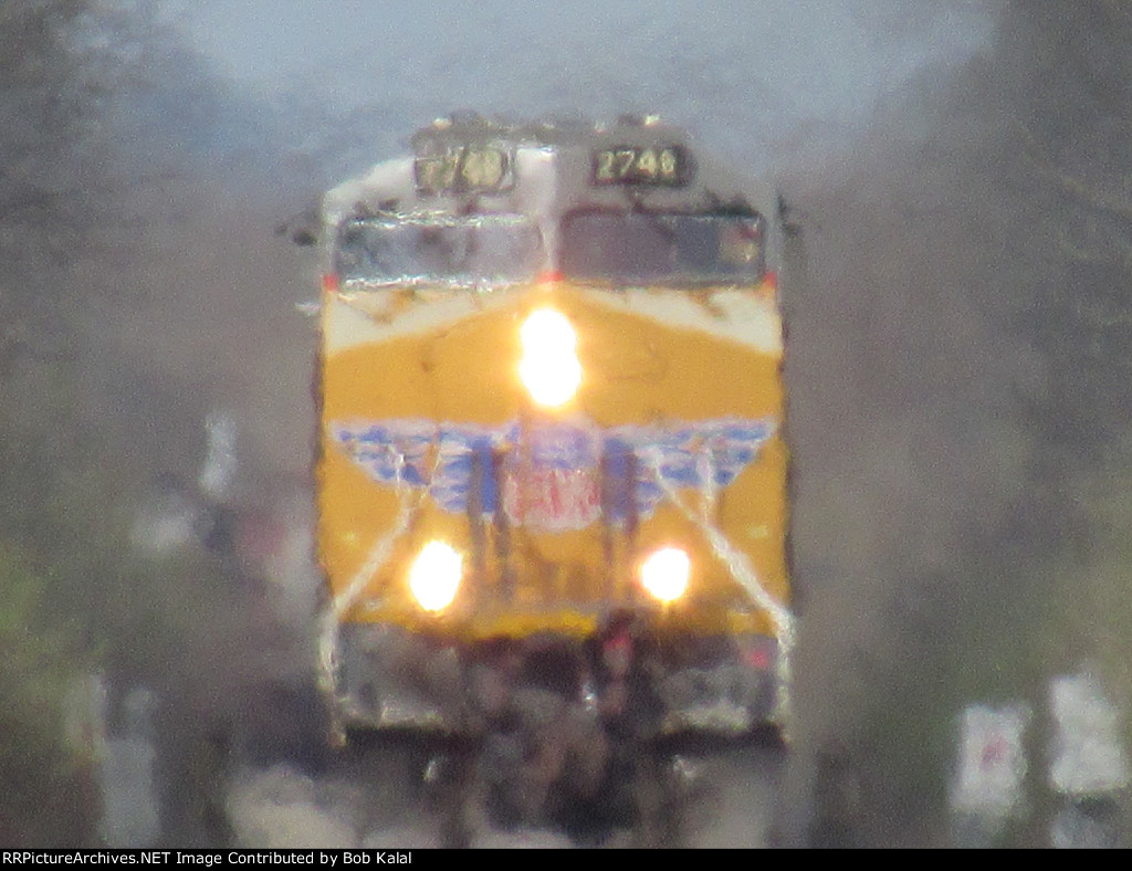 UP 2748 6964 Southbound into Villa Grove