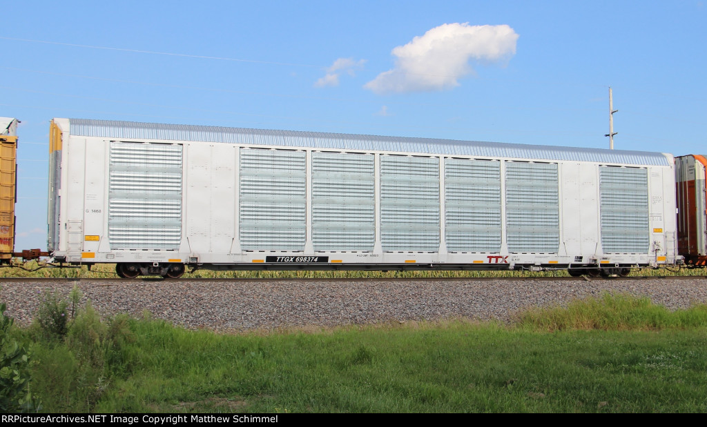 White TTX Autorack
