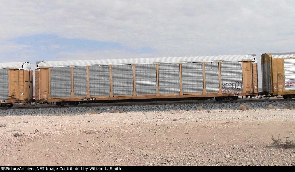 Wb Unit WB Unit Vehicular Flat Frt at Erie NV -25