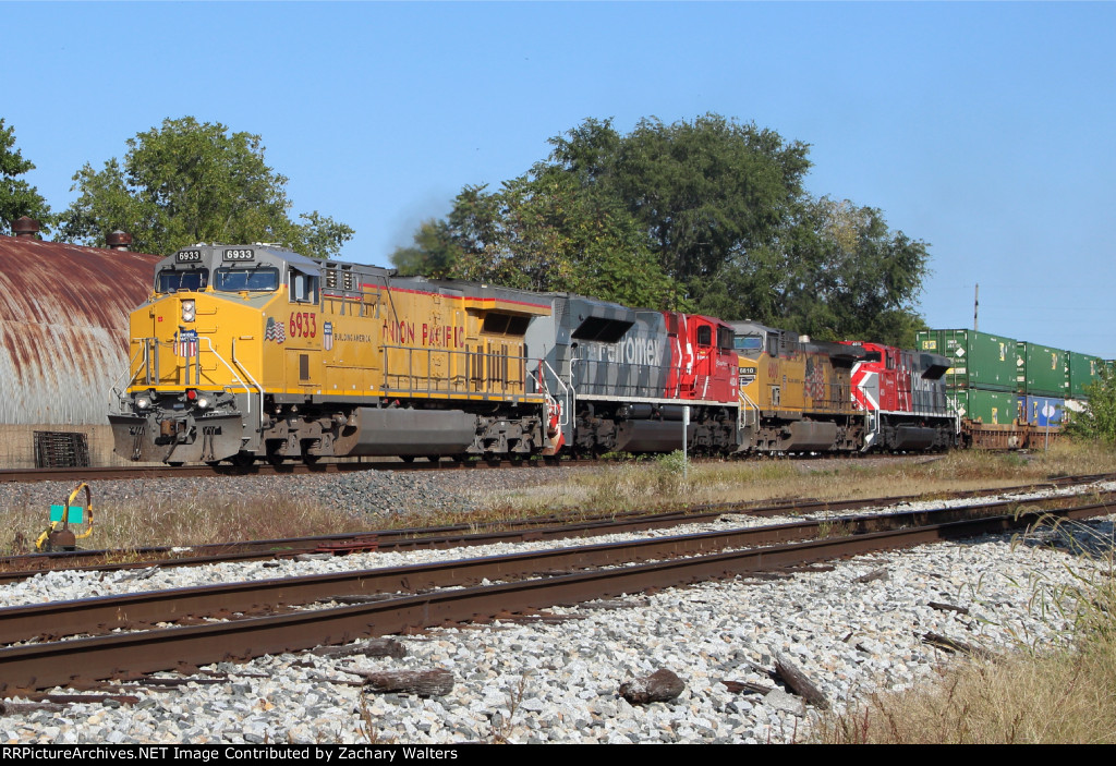 UP 6933