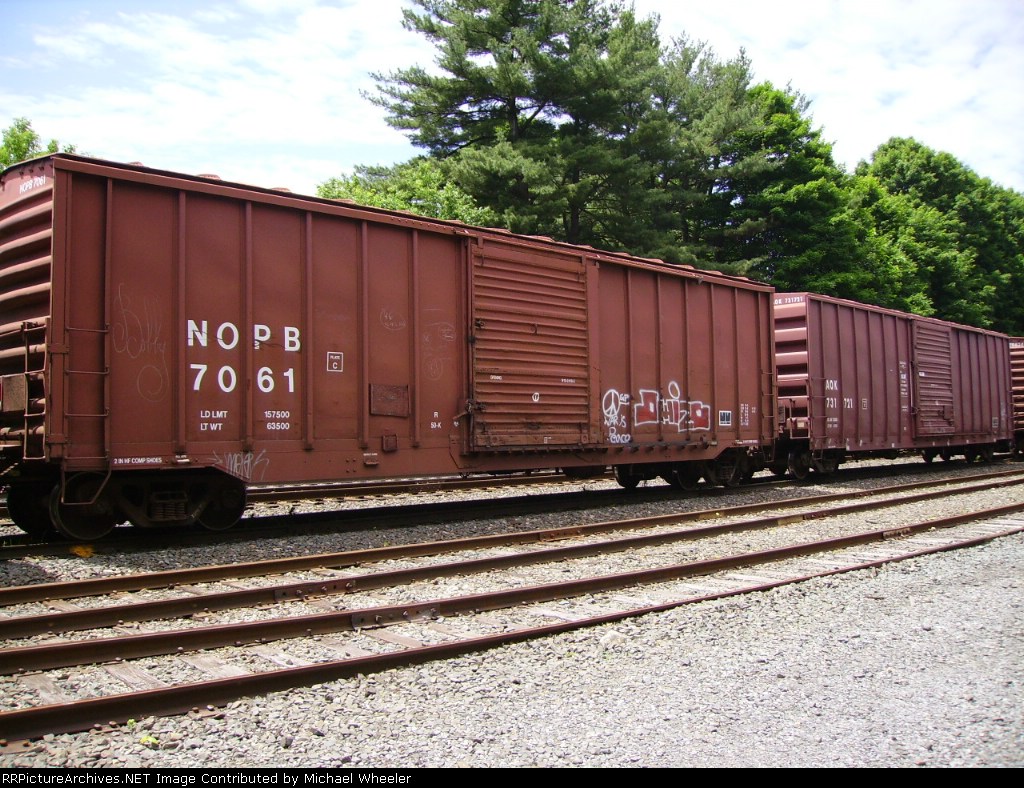 NOPB 7061